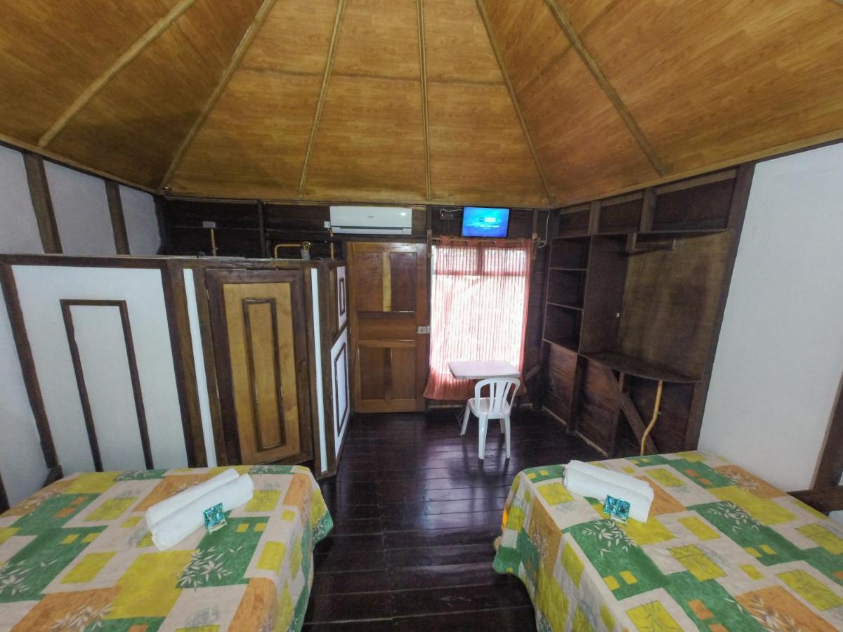 El Estor Chalet Castillo מראה חיצוני תמונה