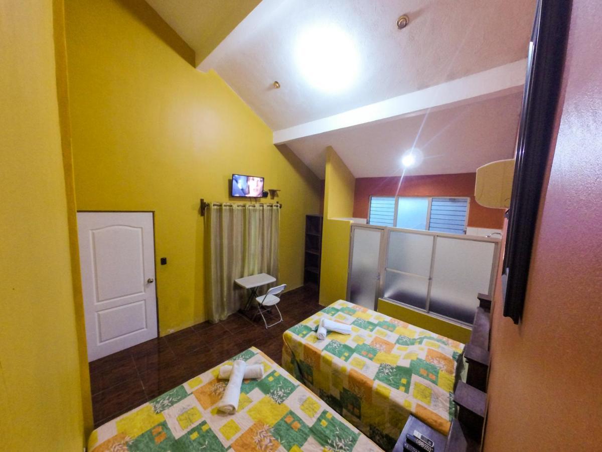 El Estor Chalet Castillo מראה חיצוני תמונה